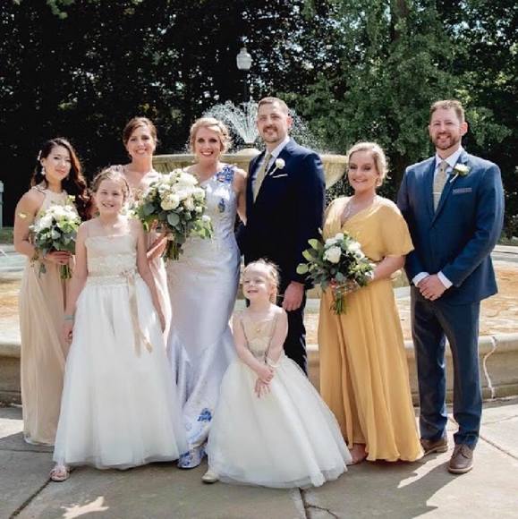 Meet your Posher, Sarah - Picture 1 of 1